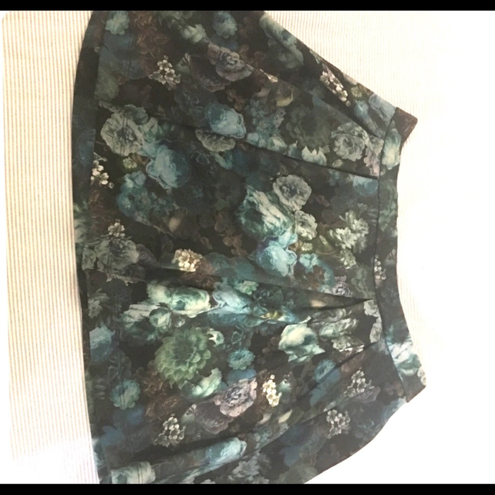Express Floral Skirt